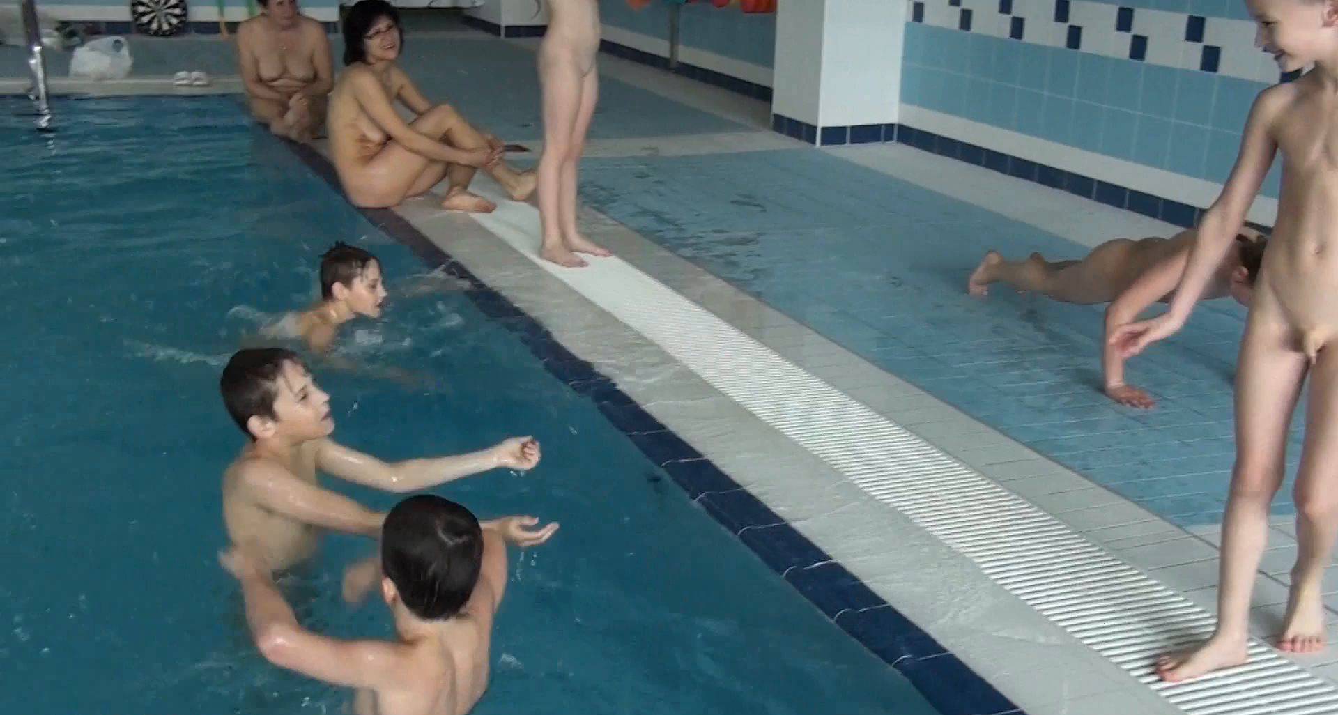 Activity Pool - Pure Family Nudism - 2